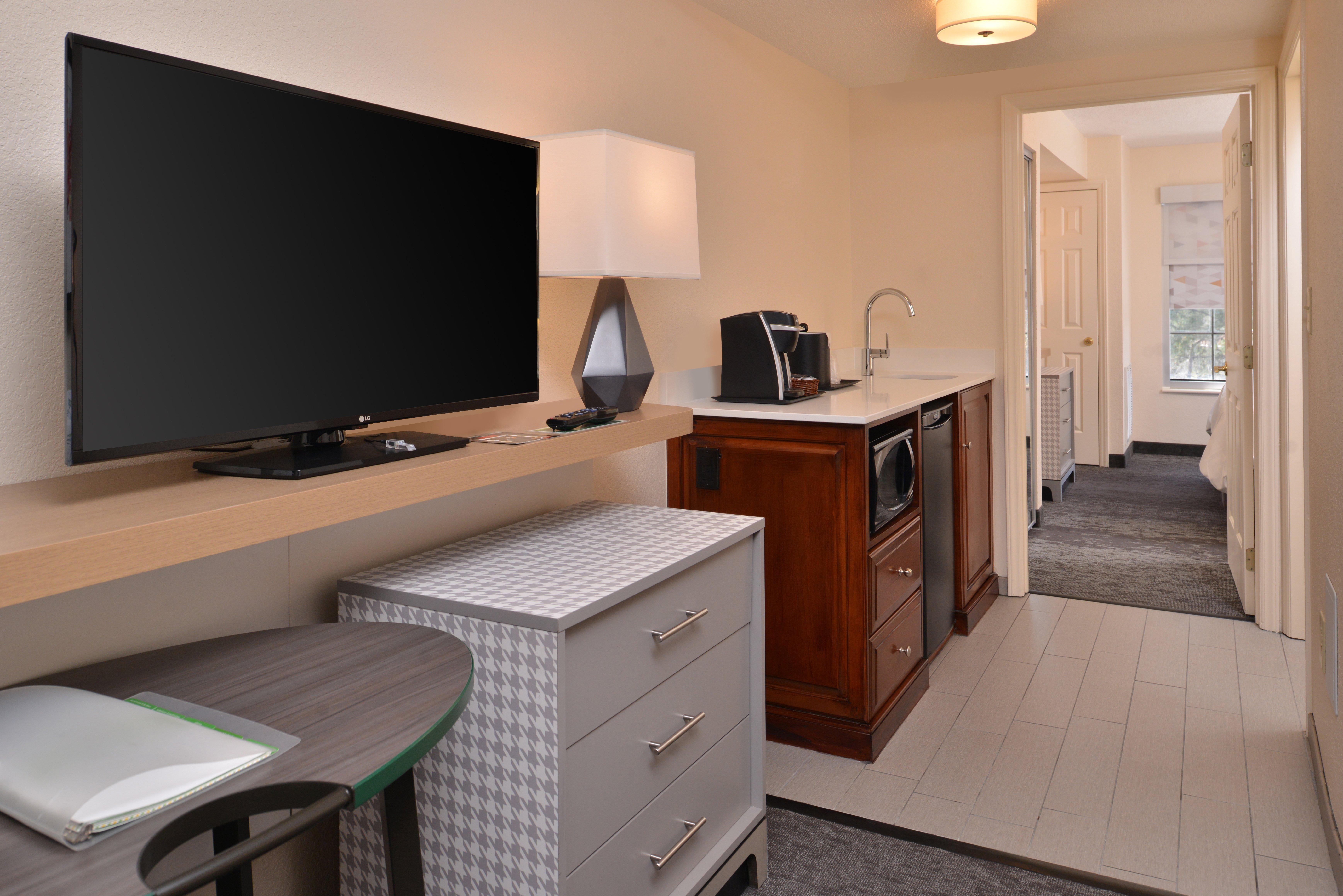 Holiday Inn & Suites Raleigh Cary By Ihg Exteriör bild