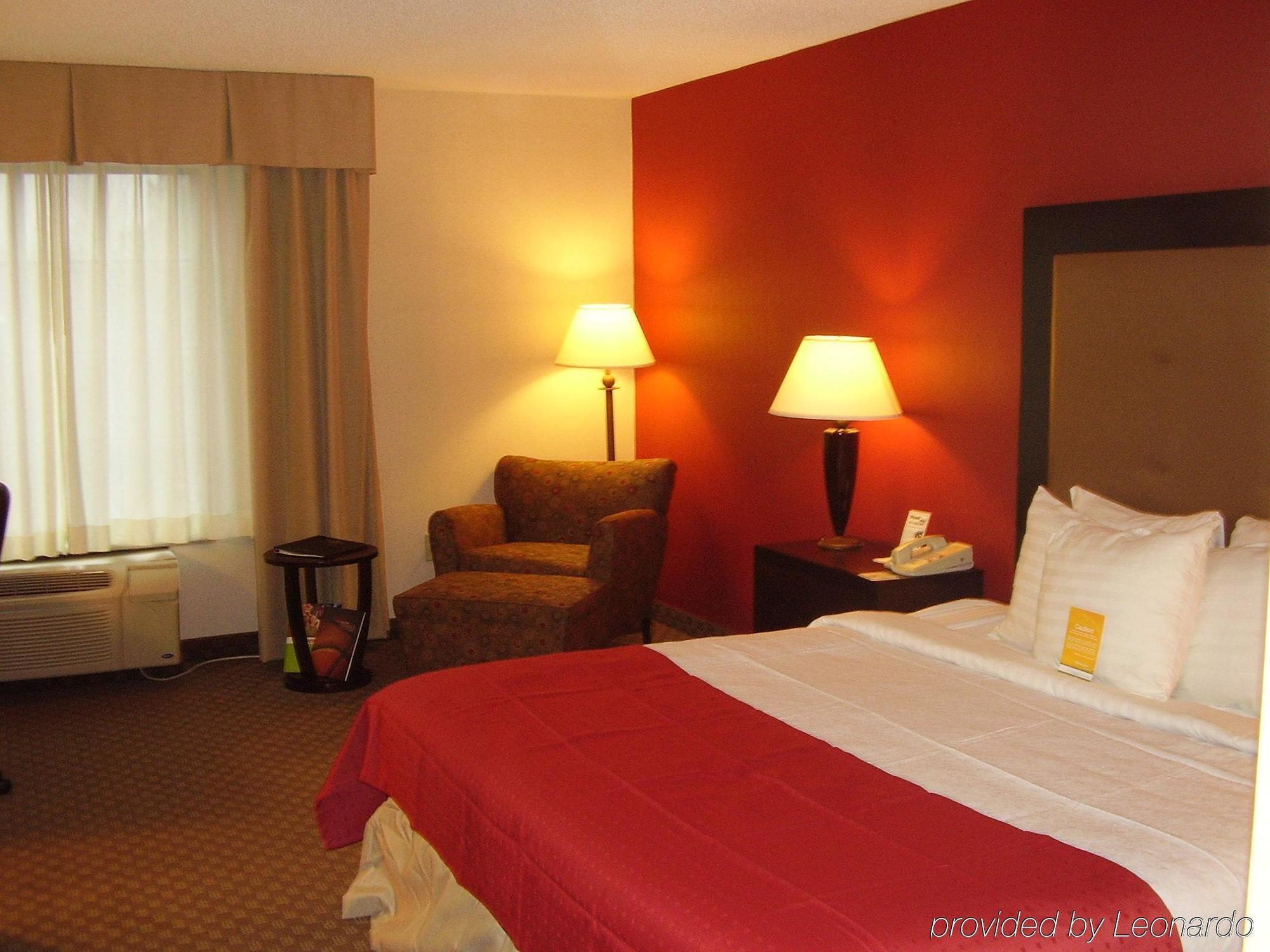 Holiday Inn & Suites Raleigh Cary By Ihg Exteriör bild