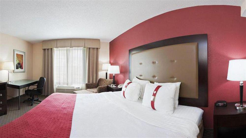 Holiday Inn & Suites Raleigh Cary By Ihg Exteriör bild
