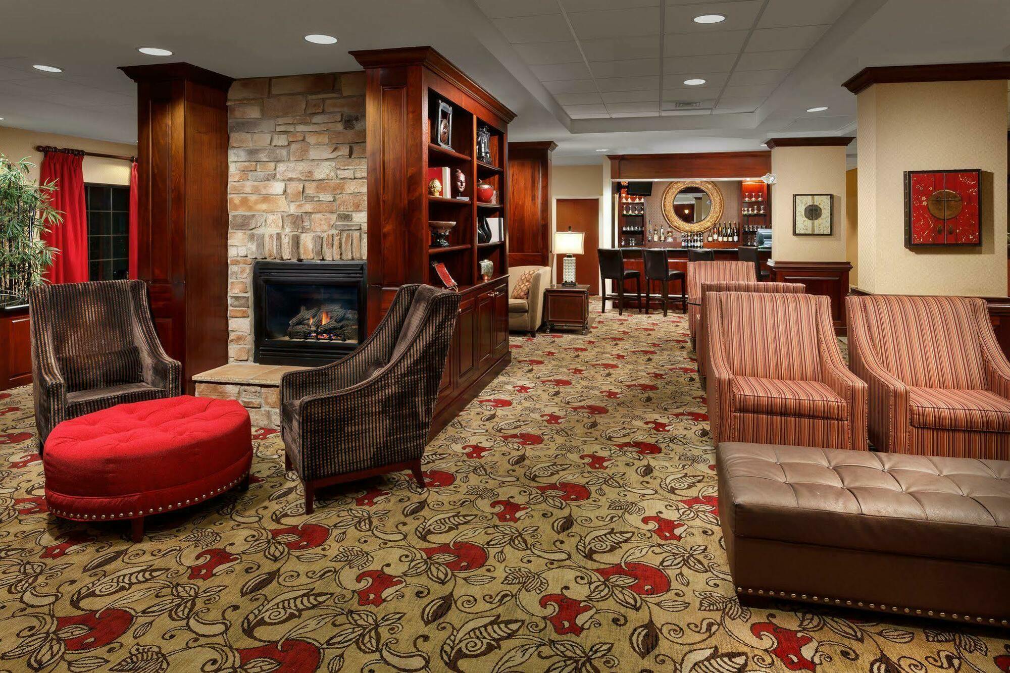 Holiday Inn & Suites Raleigh Cary By Ihg Exteriör bild